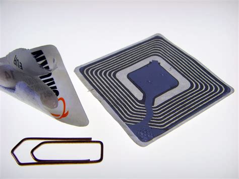 rfid chips.|types of rfid chips.